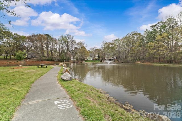 12611 Diamond Drive, Pineville, NC 28134