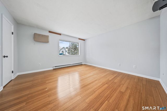 925 Oronoke Road 11D, Waterbury, CT 06708