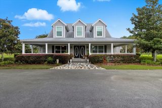 9897 NW 160 AVENUE, Morriston, FL 32668