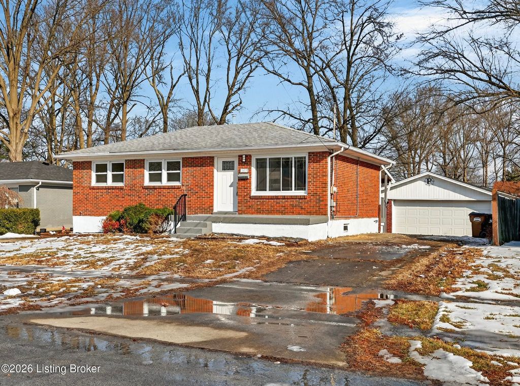 7613 Lesane Dr, Louisville, KY 40214