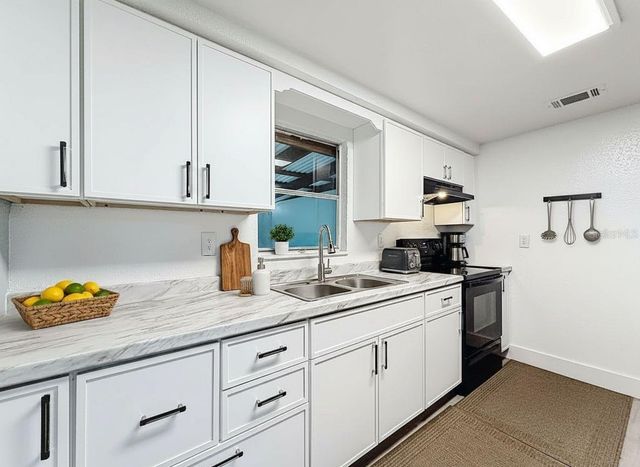 544 MERCURY AVENUE, Orlando, FL 32828