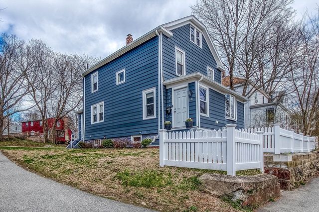 285 Colburn St, Dedham, MA 02026
