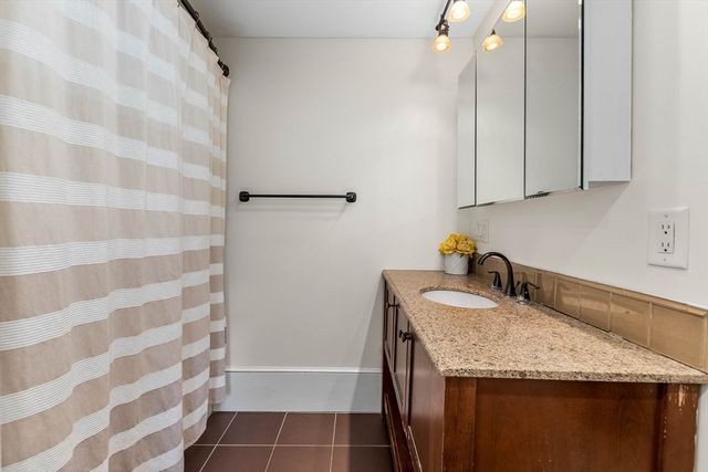 285 Colburn St, Dedham, MA 02026