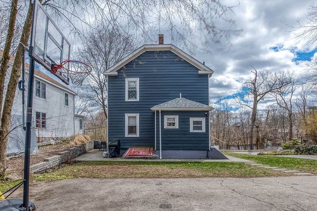 285 Colburn St, Dedham, MA 02026