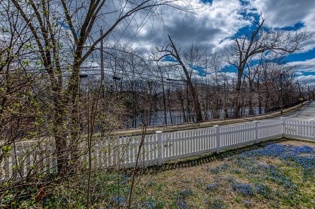 285 Colburn St, Dedham, MA 02026