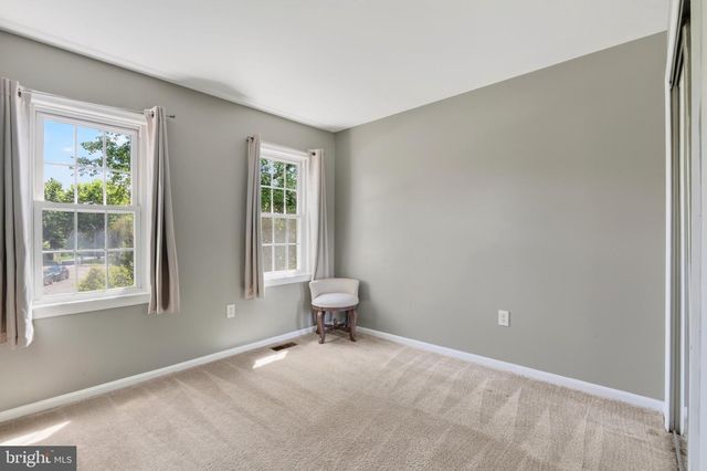 4525 FLINTSTONE RD, Alexandria, VA 22306