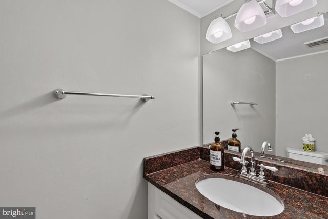 4525 FLINTSTONE RD, Alexandria, VA 22306