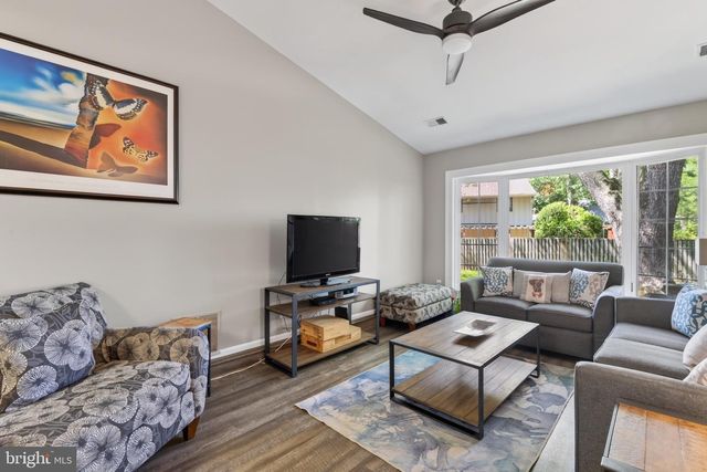 4525 FLINTSTONE RD, Alexandria, VA 22306