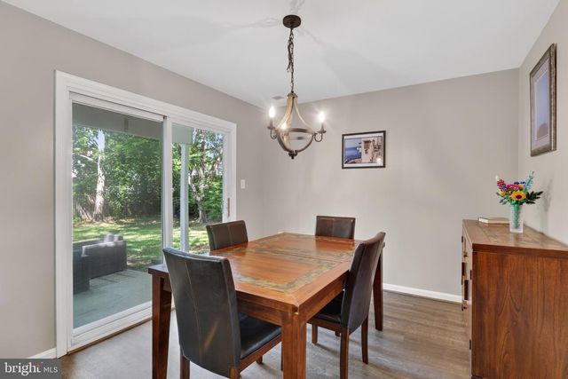 4525 FLINTSTONE RD, Alexandria, VA 22306