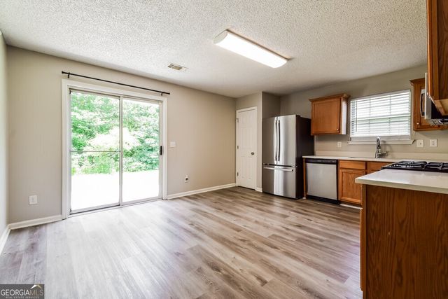 3568 Brookstone Way, Union City, GA 30291