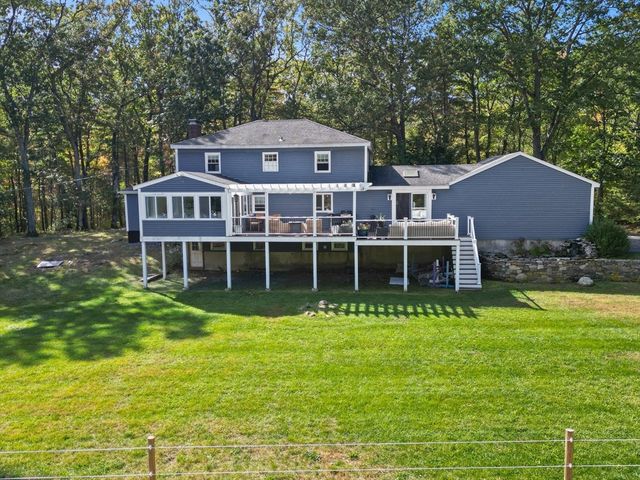 34 Roberts Rd, Boxford, MA 01921