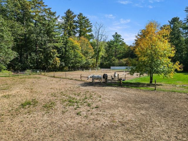 34 Roberts Rd, Boxford, MA 01921