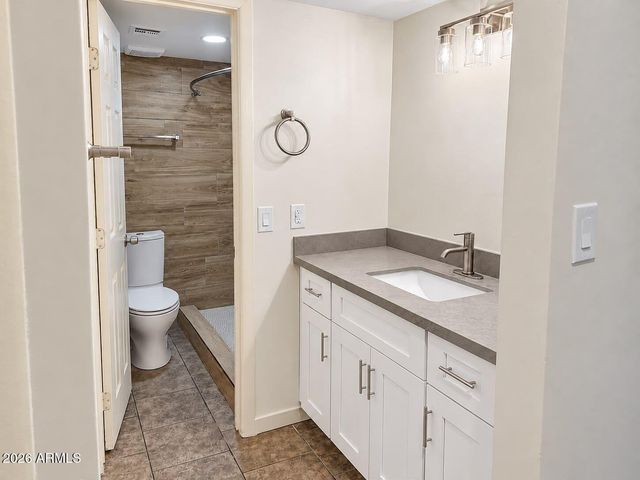 2537 W Georgia Avenue 14, Phoenix, AZ 85017
