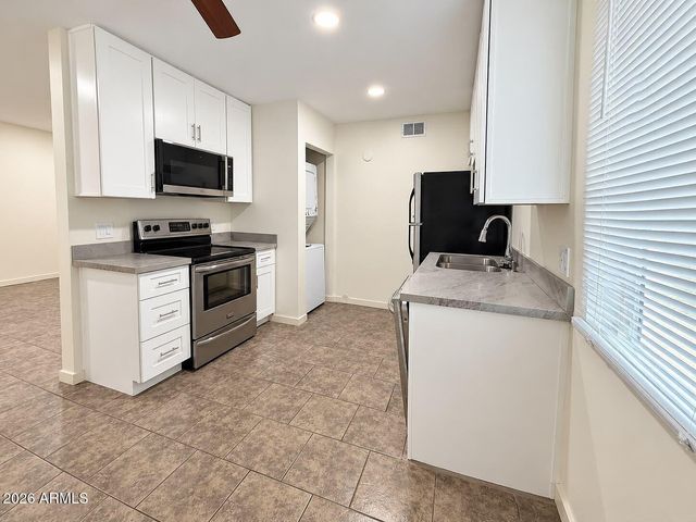 2537 W Georgia Avenue 14, Phoenix, AZ 85017