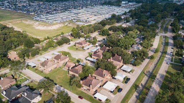 1819 Briarcreek Boulevard 21502 C, Houston, TX 77073