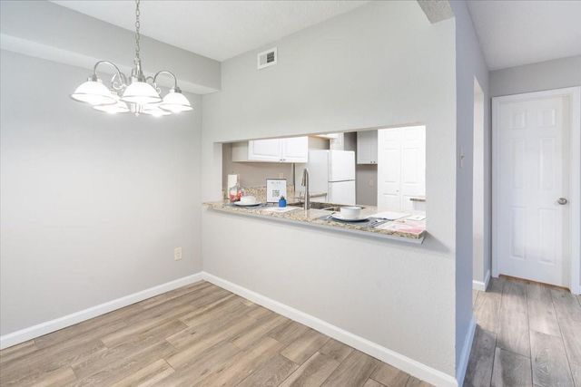 1819 Briarcreek Boulevard 21502 C, Houston, TX 77073