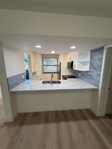 3511 Village Boulevard 102, West Palm Beach, FL 33409