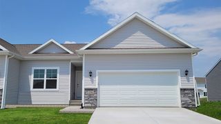2979 Lake Hill Drive, Des Moines, IA 50320