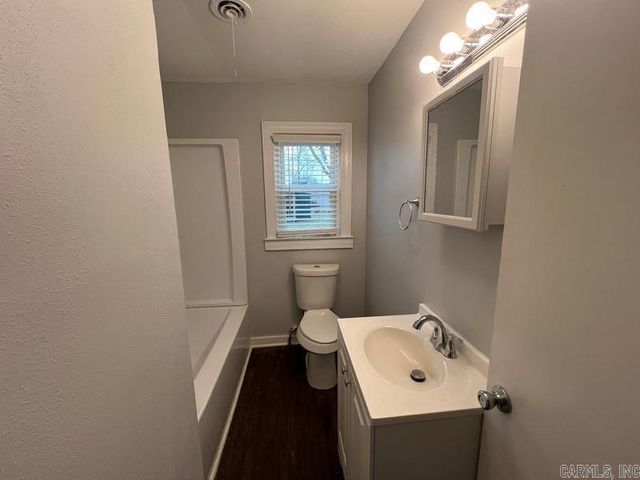 500 SW Fourth Street, Bryant, AR 72022