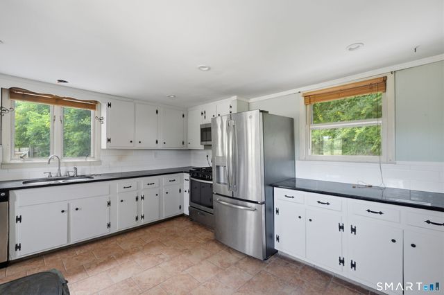 3198 Durham Road, Guilford, CT 06437