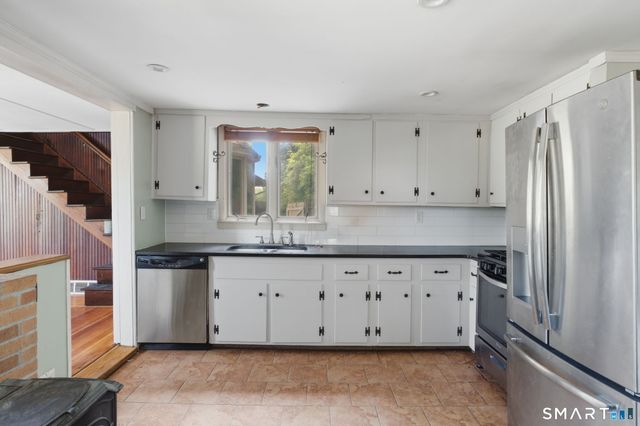 3198 Durham Road, Guilford, CT 06437