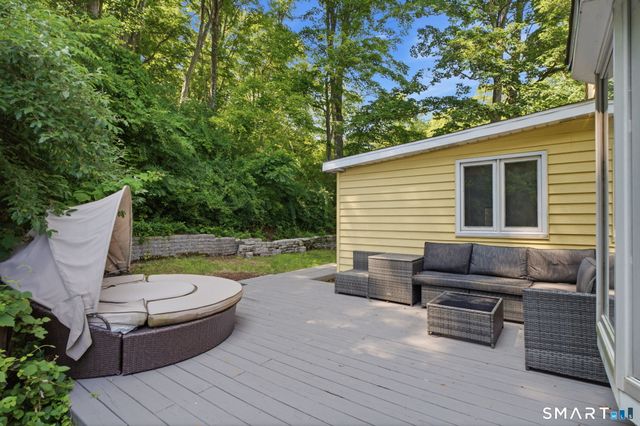 3198 Durham Road, Guilford, CT 06437