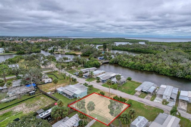 6836 EDGEWATER DRIVE, New Port Richey, FL 34652