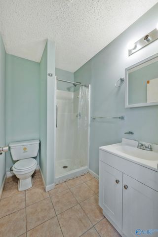 201 Roberts Avenue, Rainbow City, AL 35906