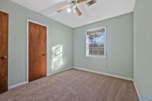 201 Roberts Avenue, Rainbow City, AL 35906