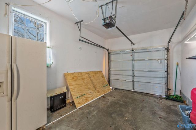 201 Roberts Avenue, Rainbow City, AL 35906