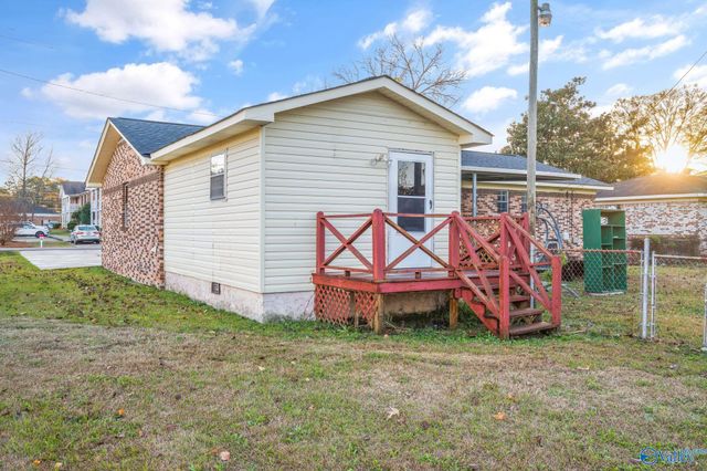 201 Roberts Avenue, Rainbow City, AL 35906