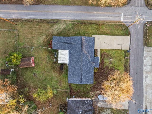 201 Roberts Avenue, Rainbow City, AL 35906