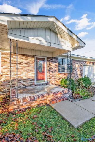201 Roberts Avenue, Rainbow City, AL 35906