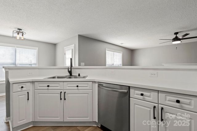 7621 Rolling Meadows Lane, Huntersville, NC 28078