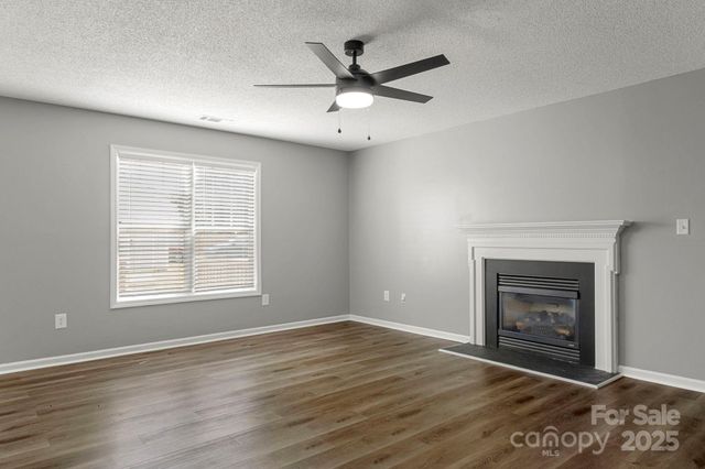 7621 Rolling Meadows Lane, Huntersville, NC 28078