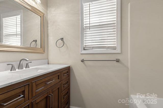 7621 Rolling Meadows Lane, Huntersville, NC 28078