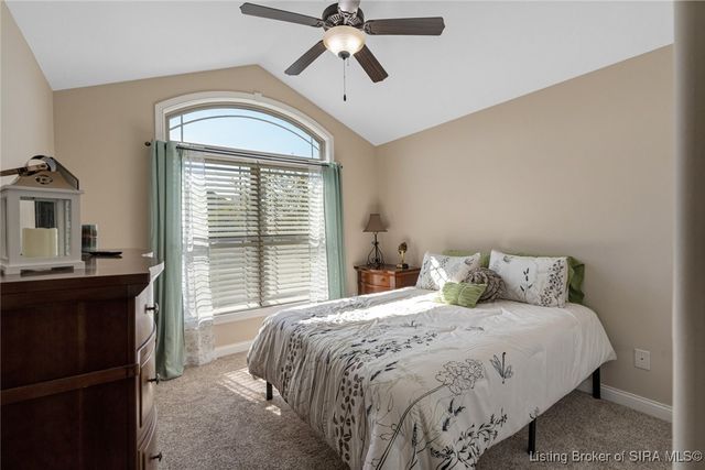 5445 Hawthorn Glen, Charlestown, IN 47111