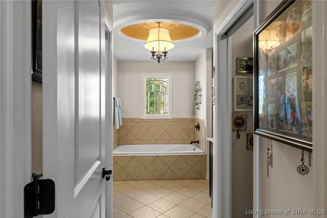 5445 Hawthorn Glen, Charlestown, IN 47111