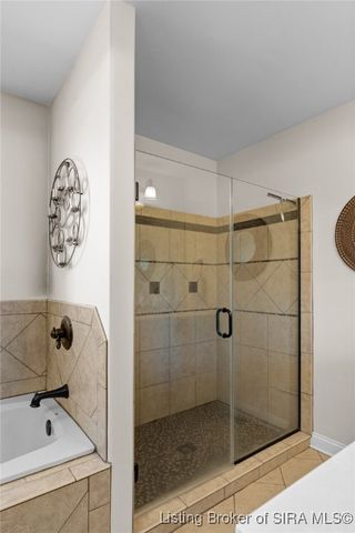 5445 Hawthorn Glen, Charlestown, IN 47111