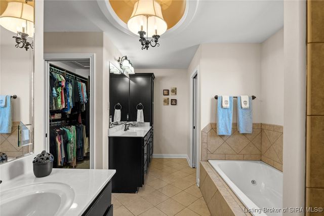 5445 Hawthorn Glen, Charlestown, IN 47111