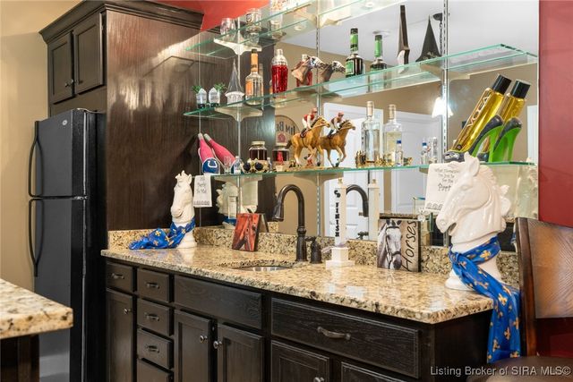 5445 Hawthorn Glen, Charlestown, IN 47111