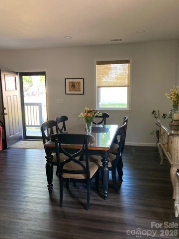244 Holly Street, Hudson, NC 28638