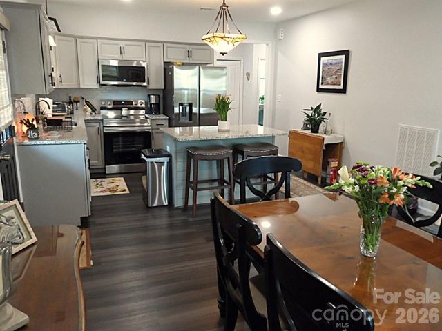 244 Holly Street, Hudson, NC 28638