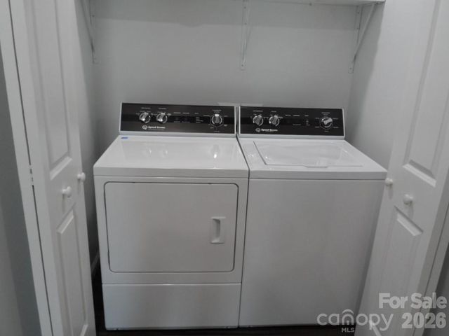 244 Holly Street, Hudson, NC 28638