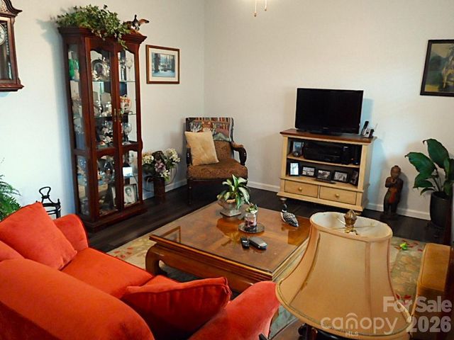 244 Holly Street, Hudson, NC 28638