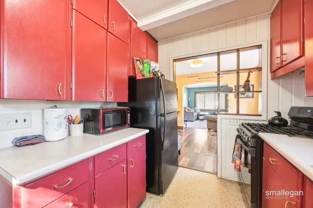 52 Freedom Street SE, Wyoming, MI 49548