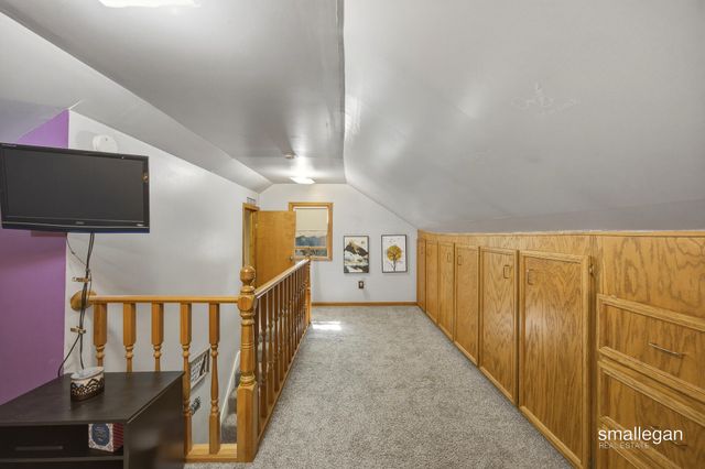 52 Freedom Street SE, Wyoming, MI 49548
