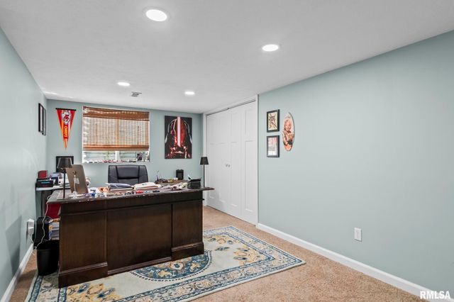 420 Garvey Lane, Chatham, IL 62629