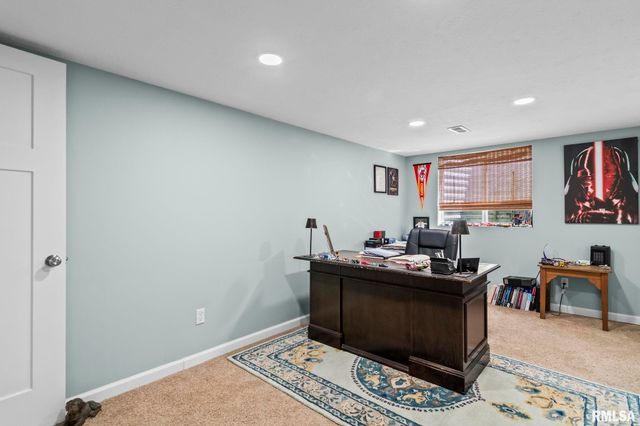 420 Garvey Lane, Chatham, IL 62629