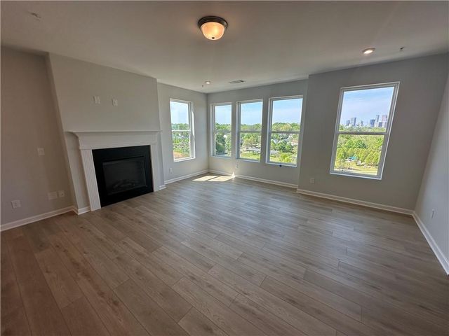 352 Skylar Court, Atlanta, GA 30315